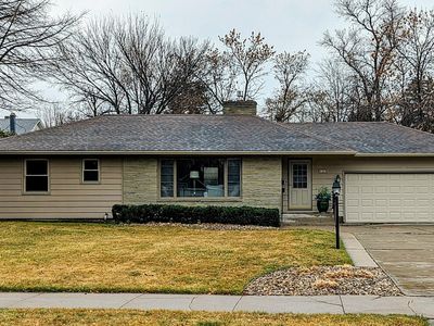 15 13th Ave NW, Aberdeen, SD, 57401