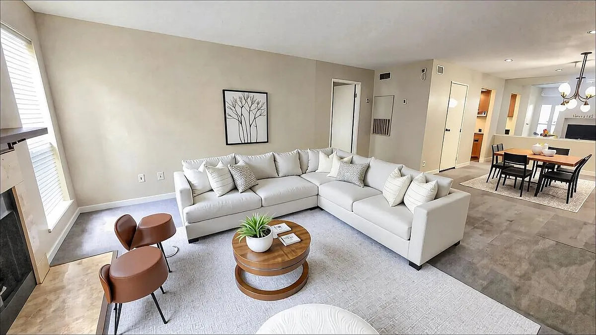 2 bed, 2.0 bath, 1094 sqft, $1,300 — Photo 2