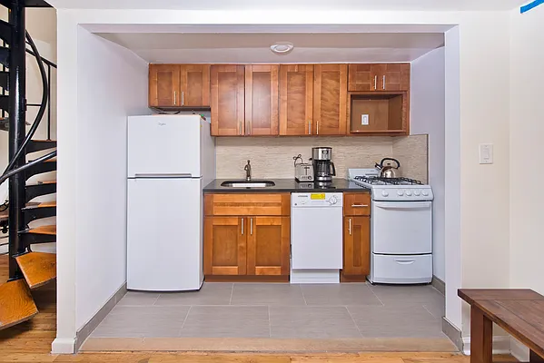 Rented by NOVO | media 71