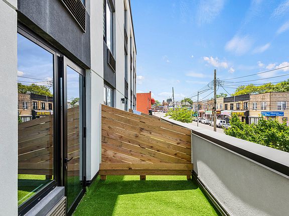 4th image of 83-15 Parsons Blvd #2I