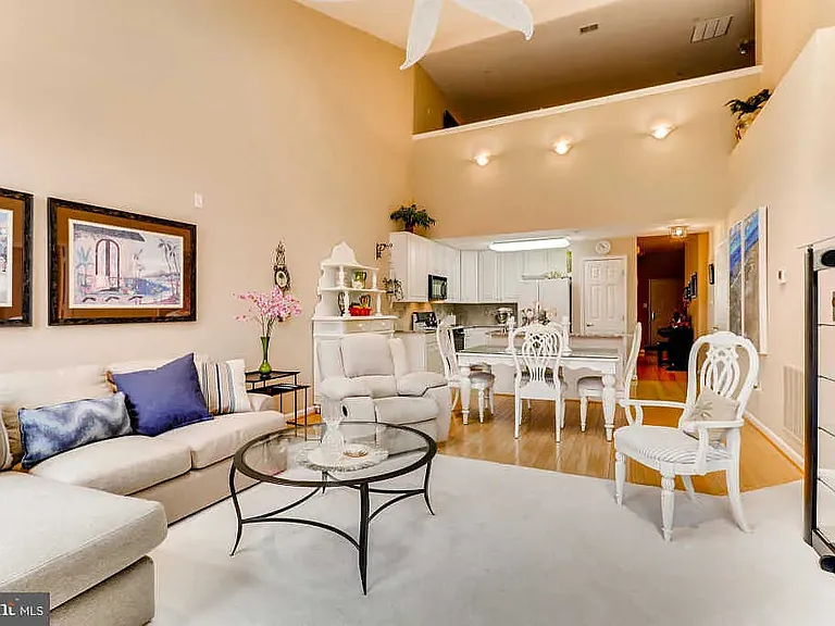 Living Room, No.2