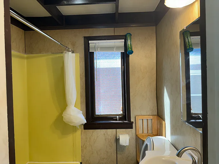 221 Ridgewood Ave — Photo 11
