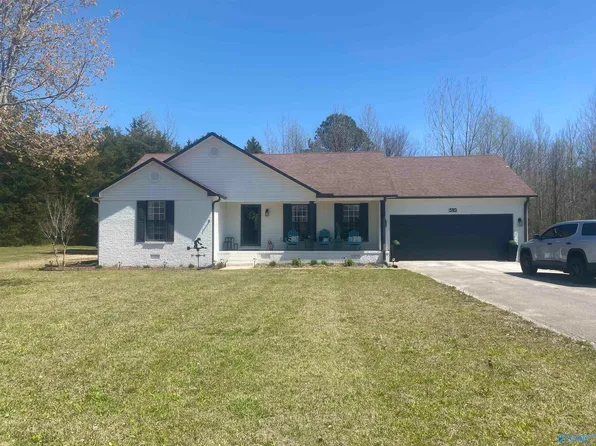 510 Andrew Ct, Moulton, AL 35650
