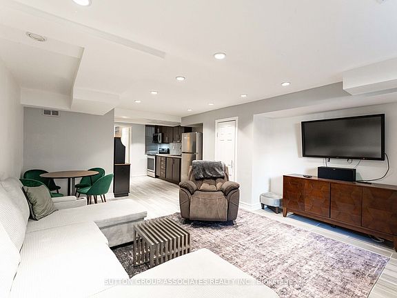 5th image of 63 Bellevue Ave