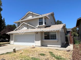 5 Fire Leaf Ct, Sacramento, CA 95838
