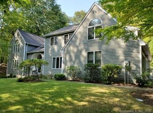 46 Breeds Hill Pl, Wilton, CT 06897