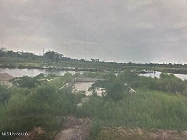 5210 Pleasure St Lot 23, Bay Saint Louis, MS 39520