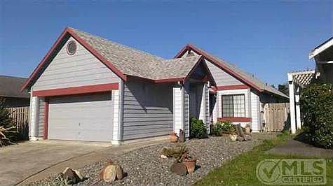 1st image of 1135 Breen St