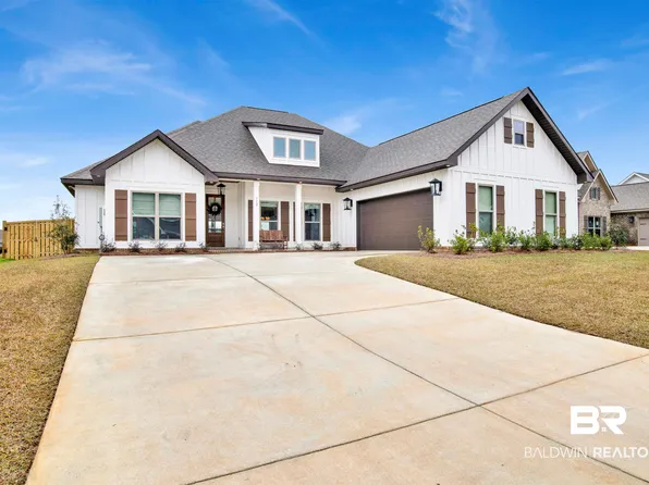 392 Garrison Blvd, Fairhope, AL 36532