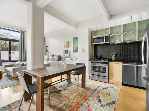 242 South 1st Street image 2 of 4