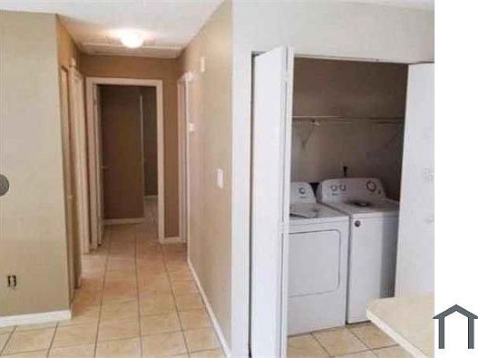 2nd image of 3721 NE 41st St #B