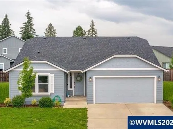 2271 Cheadle Lake Ct #1, Lebanon, OR 97355
