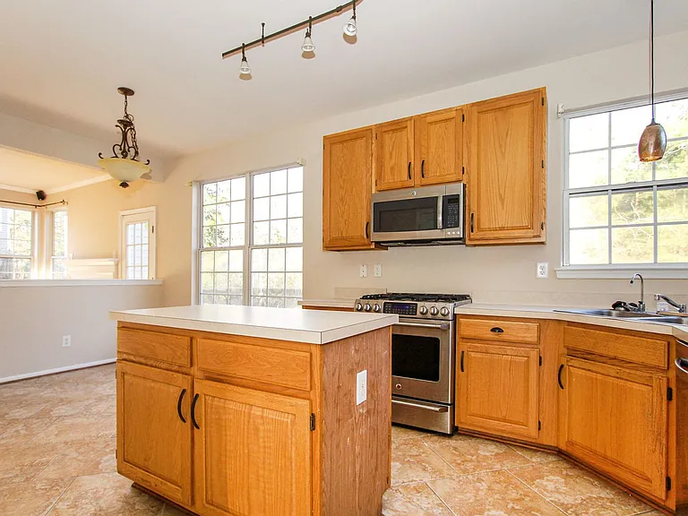 3013 Mossy Creek Dr — Photo 9