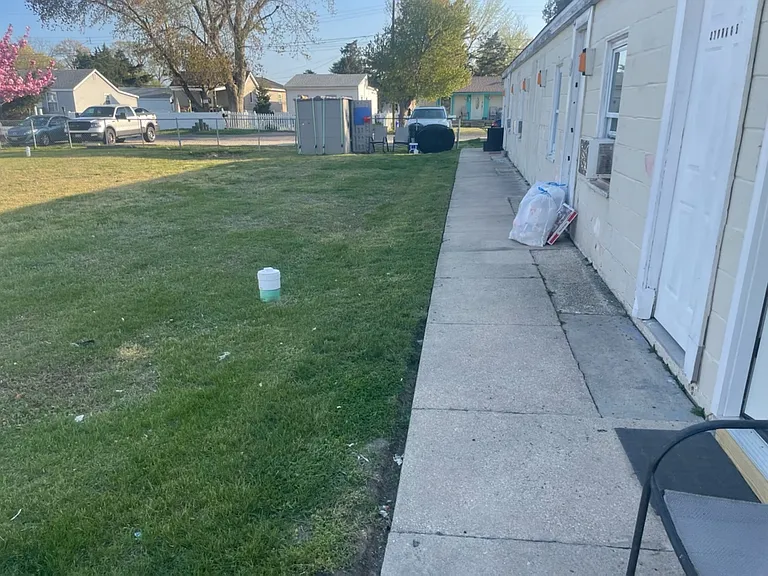 513 Blackburn Ave — Photo 12