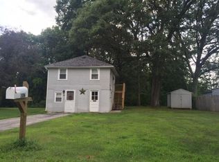 106 Grand View Ave, Johnston, RI 02919