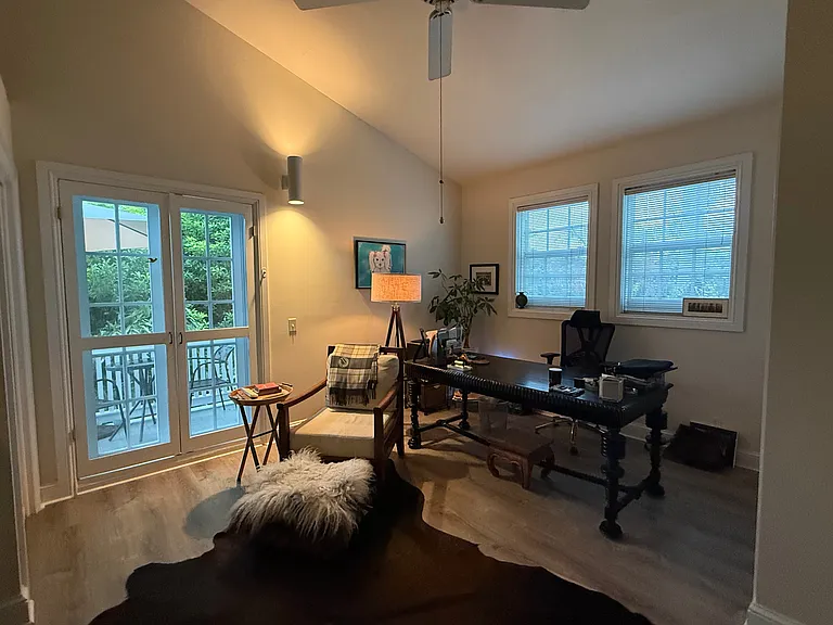 918 Southard St #205 — Photo 14