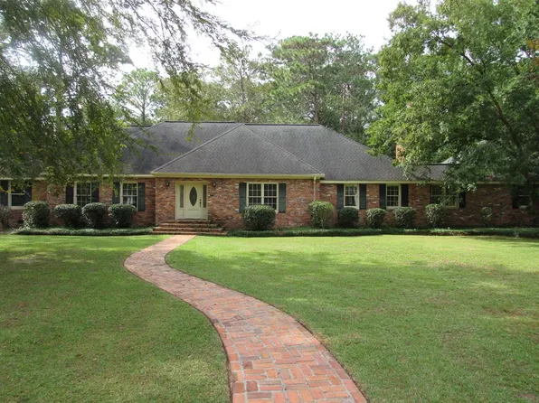 22 Old Tram Rd, Moultrie, GA 31768