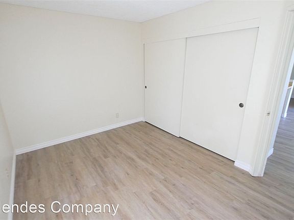 4th image of 4540 54th St #12