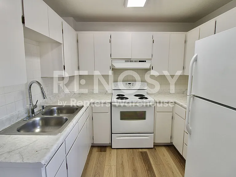 85 S 18th Ave #1 — Photo 5