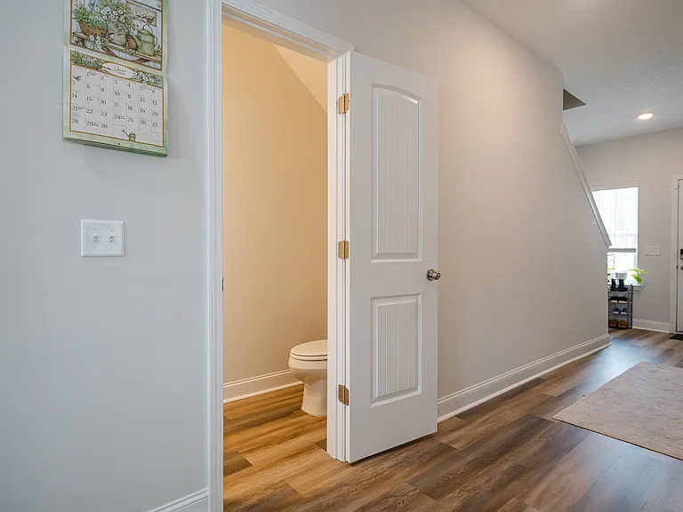 890 Grayson Ave — Photo 34