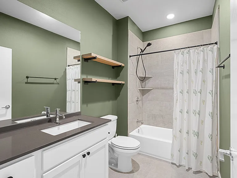 705 N Bluff Dr #6 — Photo 10