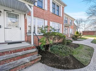99 Briarwood Path #99, Clark, NJ 07066