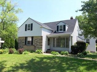 2027 Miramar Blvd, South Euclid, OH