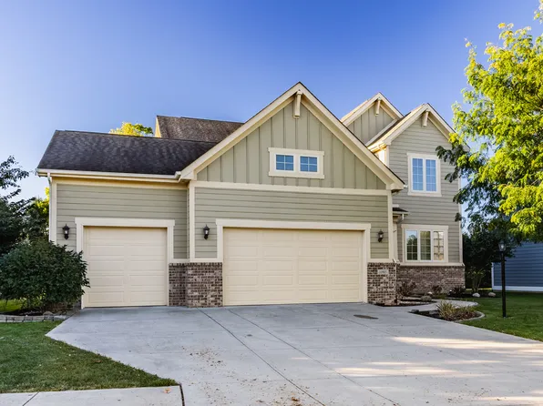 10905 Blooming Orchard Dr, Fishers, IN 46038