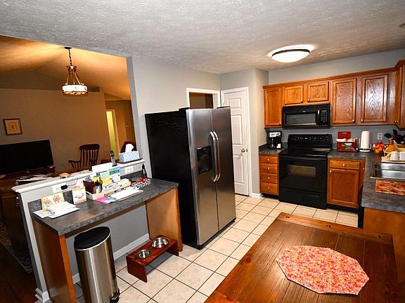 5th image of 224 Palm Hill Dr
