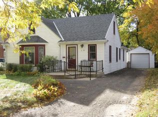 1745 Pascal St N, Falcon Heights, MN 55113