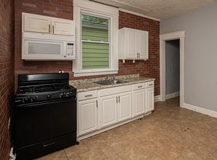 18 Shanley Ave APT 2, Newark, NJ 07108