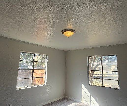 5th image of 405 W Dayton Ave