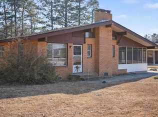 74 Lees Chapel Church Rd, Dunn, NC 28334