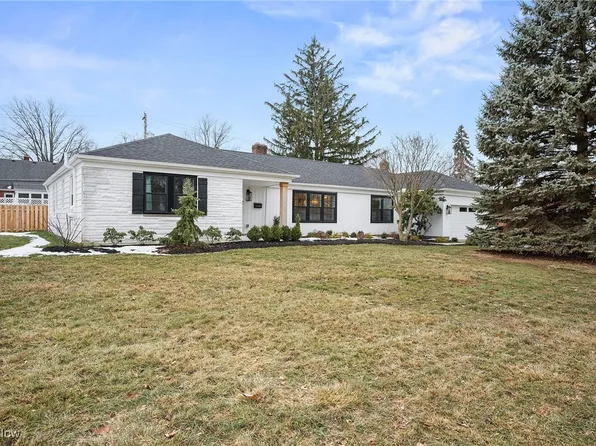 19529 Westover Ave, Rocky River, OH 44116