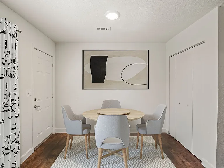 Metro Apartments At Bethalto — Photo 36