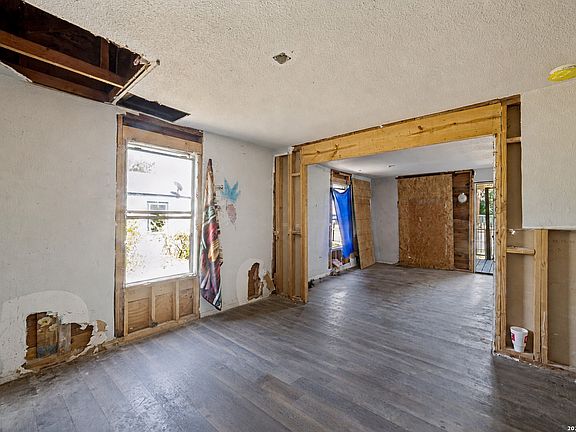 5th image of 811 MCCAULEY BLVD