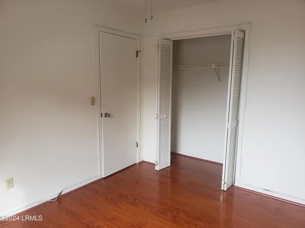 2030 Coldspring Dr APT F, North Charleston, SC 29406