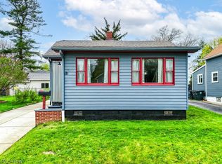 2592 Shelburn Ave, Akron, OH 44312
