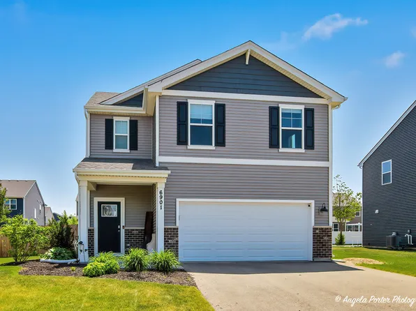 6901 Spruce Ct, Wonder Lake, IL 60097