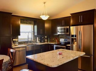 121 4th St SE, Naples, FL 34117