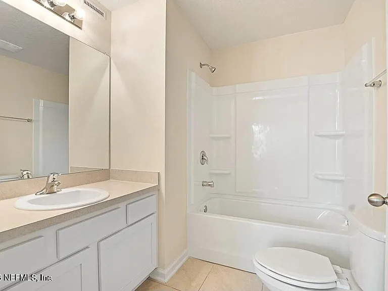 592 Running Woods St — Photo 15