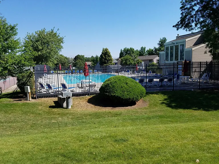 HOA swimming pool