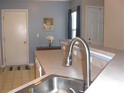 4th image of 15630 Foxglove Ln