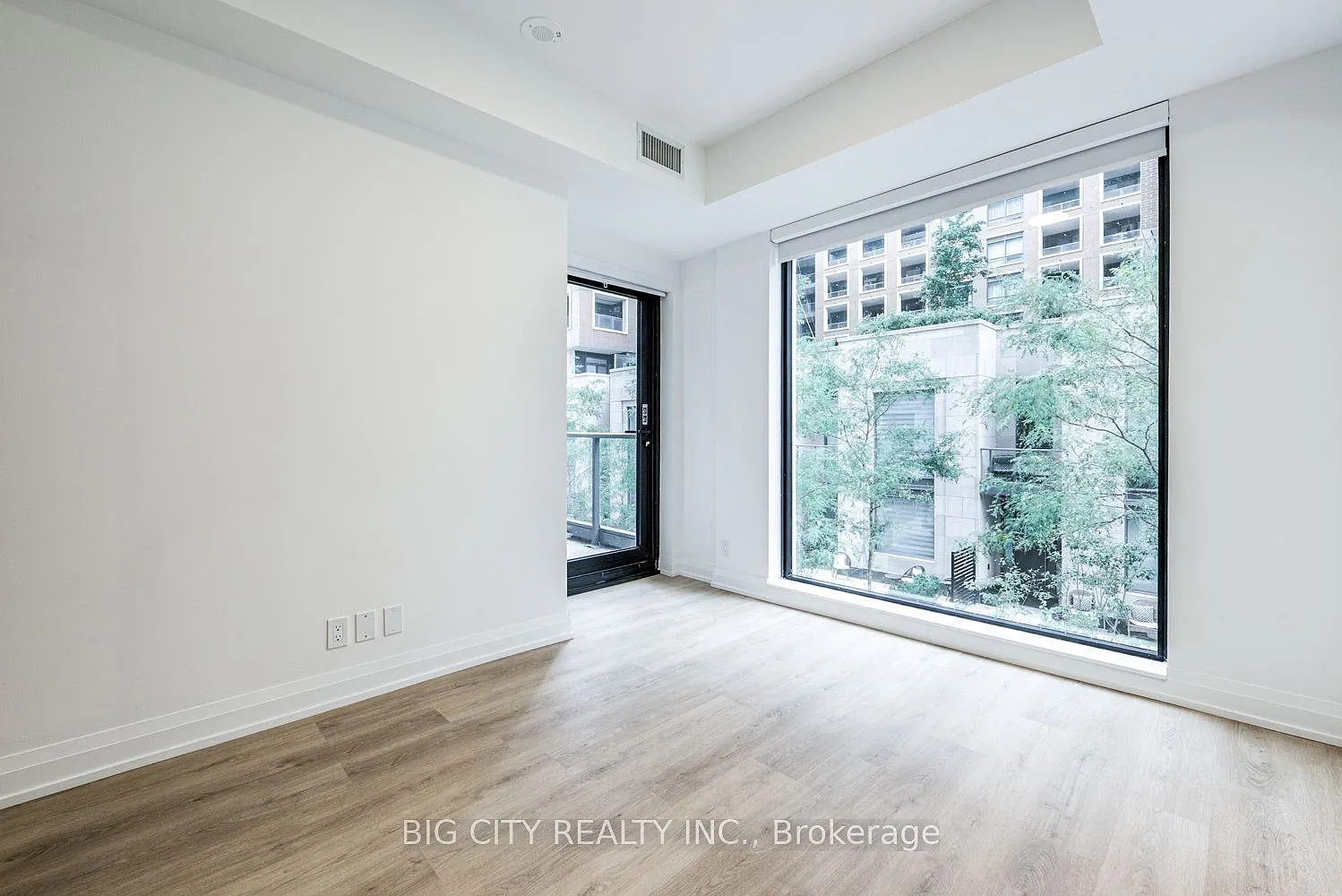 2 bed, $2,650 — Photo 2