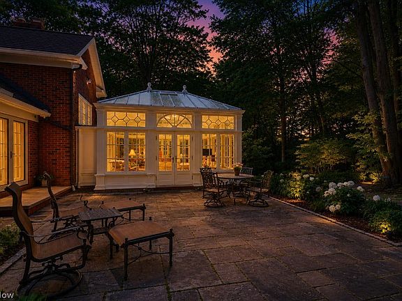 5th image of 3807 Mapleleaf Hill Dr