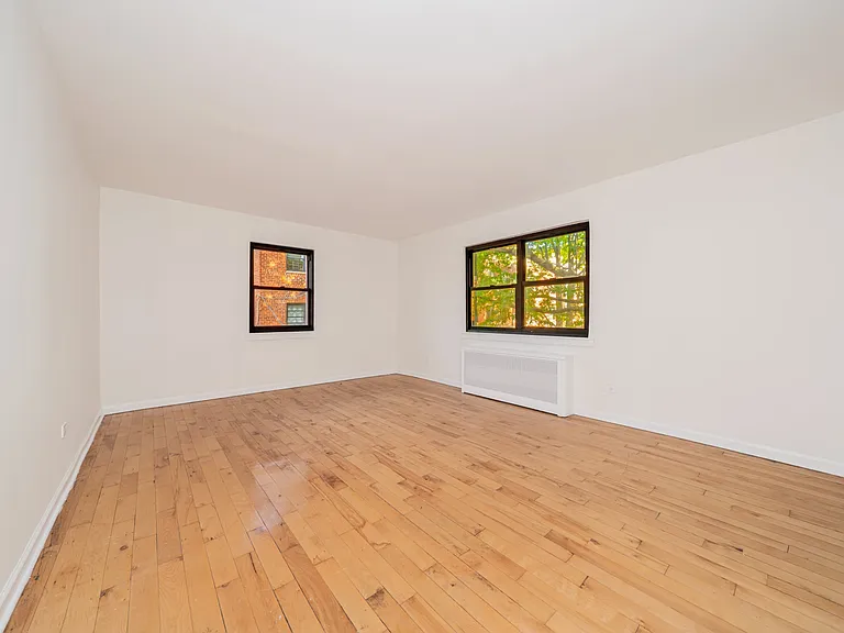 75-10 153rd St #2B — Photo 3