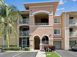 6533 Emerald Dunes Dr APT 208, West Palm Beach, FL 33411
