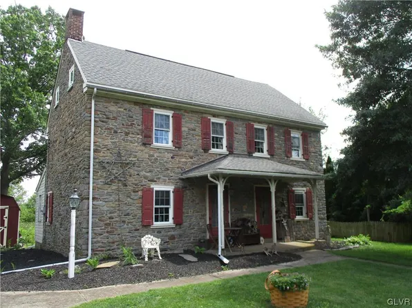 113 N Main St, Richlandtown, PA 18955