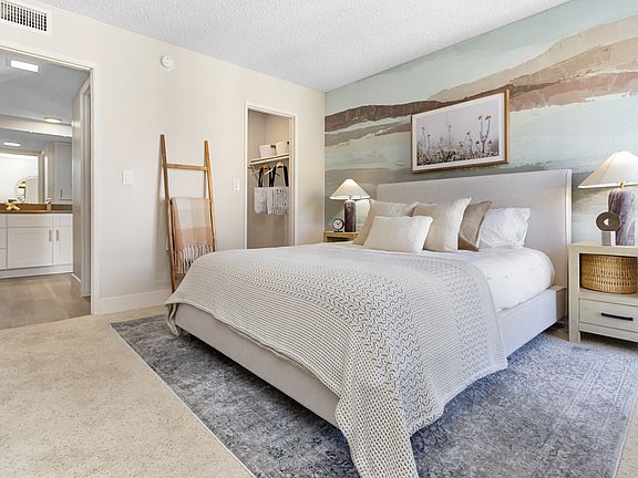 4th image of 5807 Topanga Canyon Blvd APT H201