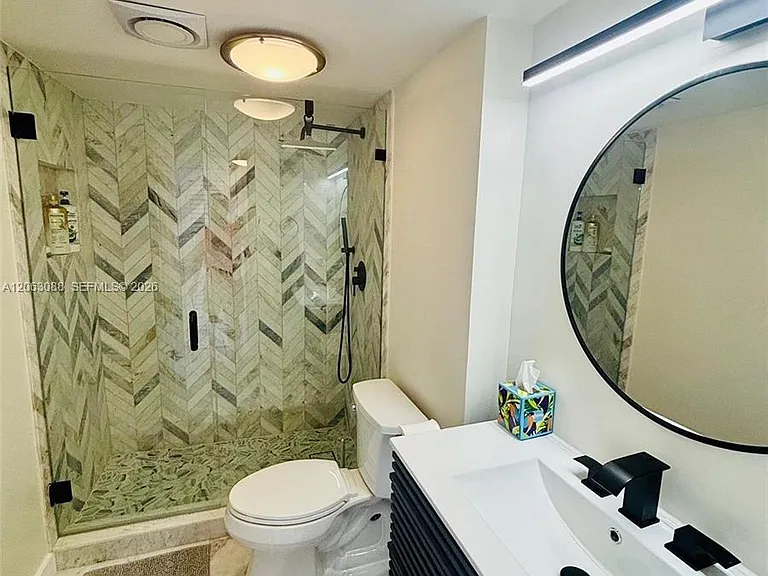 720 Bayshore Dr #604 — Photo 9